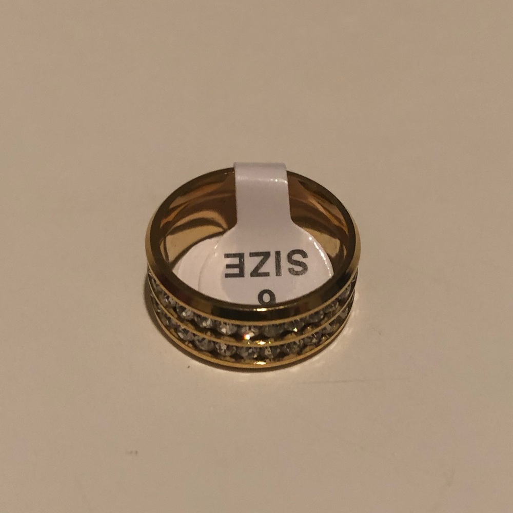 8MM Crystal Sapphire Band Ring Gold Size 6 - Picture 2 of 6